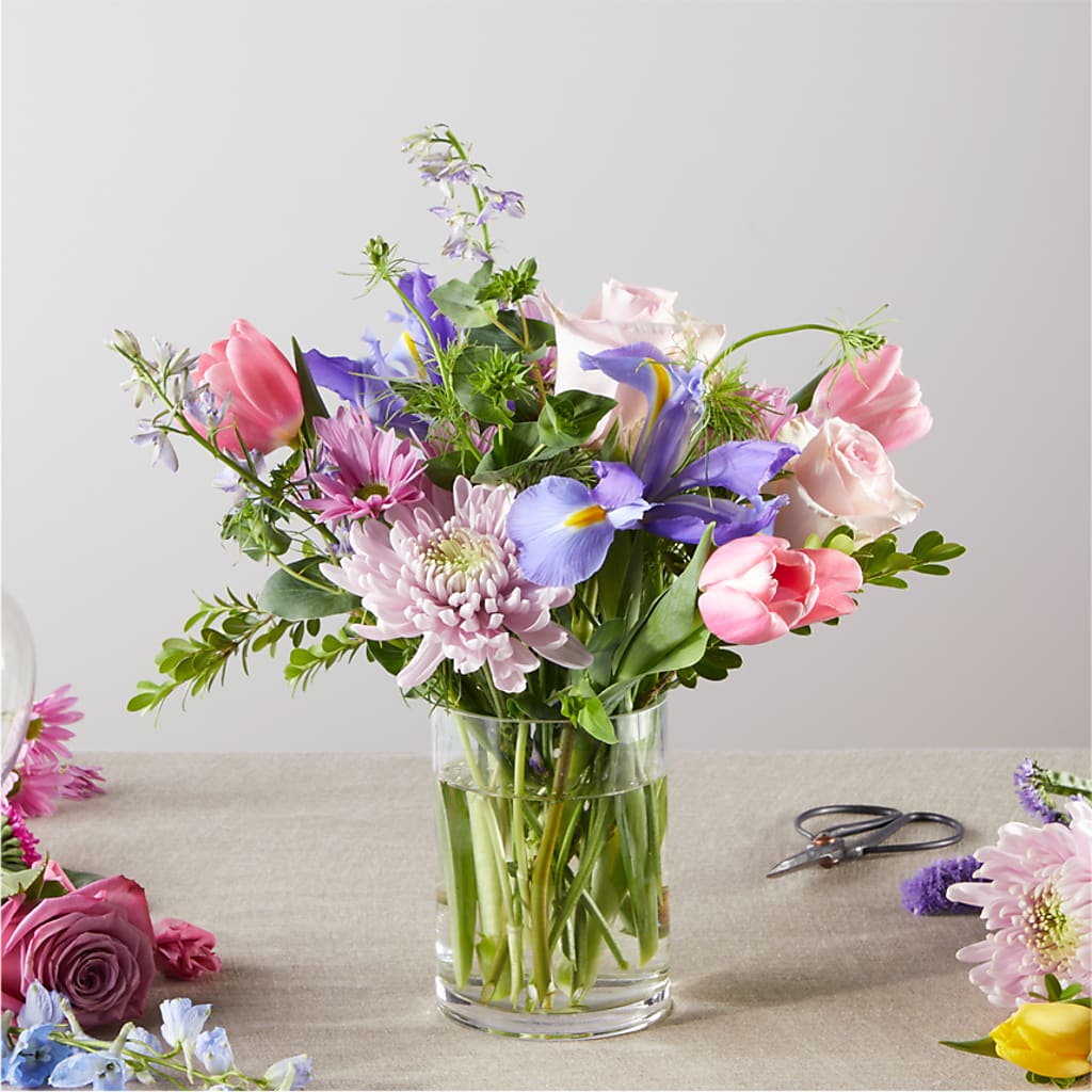 Pastel Tradition - A Florist Original – FLOWERS & GIFTS BY ROBERTS, Pinetops NC