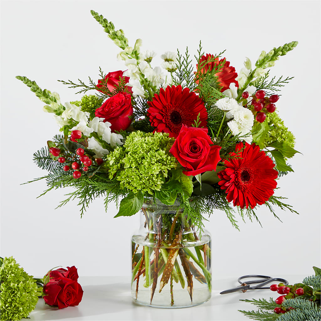 Merry Moment Bouquet – A Florist Original – FLOWERS & GIFTS BY ROBERTS, Pinetops NC