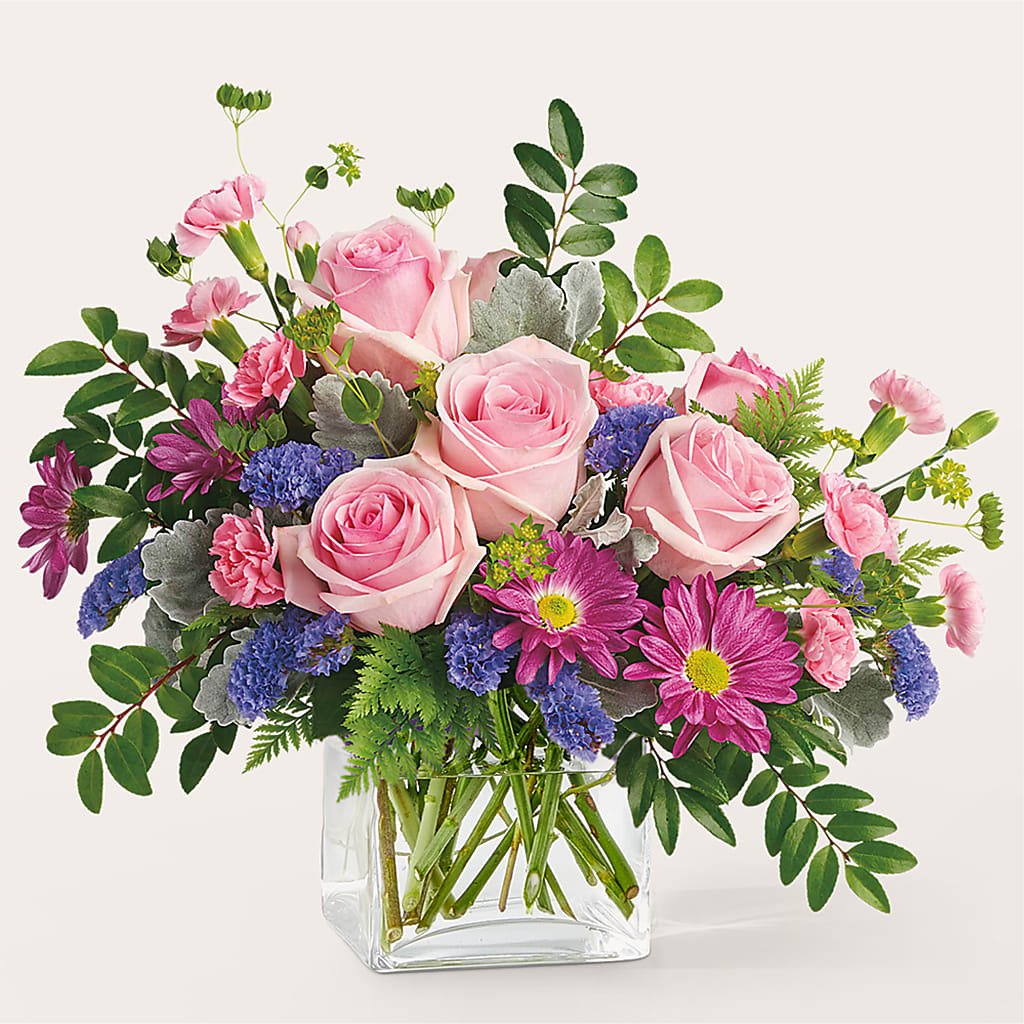 Starlet Bouquet – FLOWERS & GIFTS BY ROBERTS, Pinetops NC