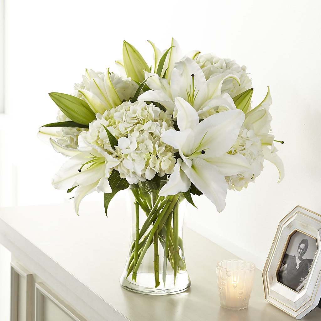Compassionate Lily Bouquet – FLOWERS & GIFTS BY ROBERTS, Pinetops NC
