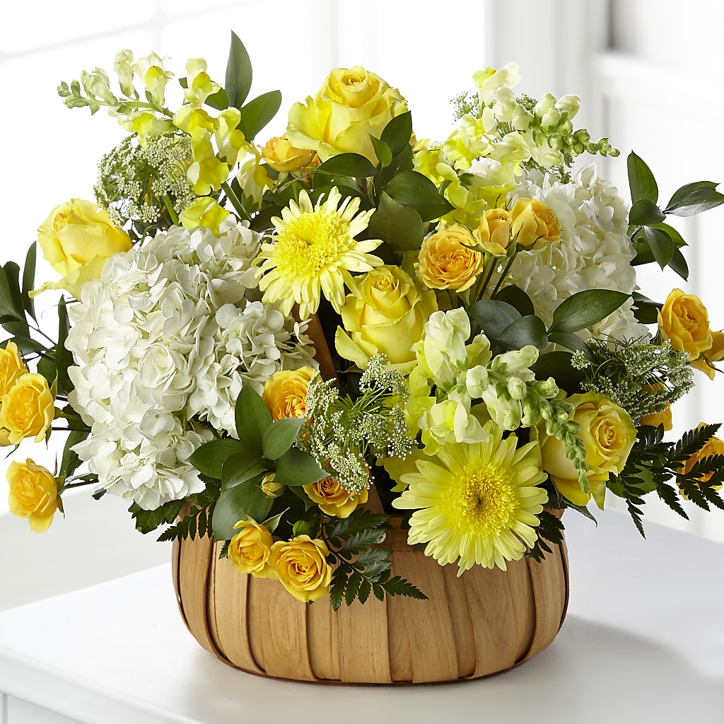 Rustic Remembrance Basket – FLOWERS & GIFTS BY ROBERTS, Pinetops NC