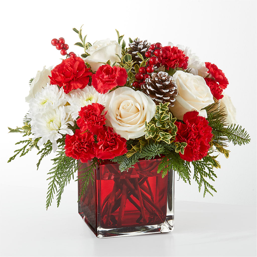 Christmas Market Bouquet – FLOWERS & GIFTS BY ROBERTS, Pinetops NC