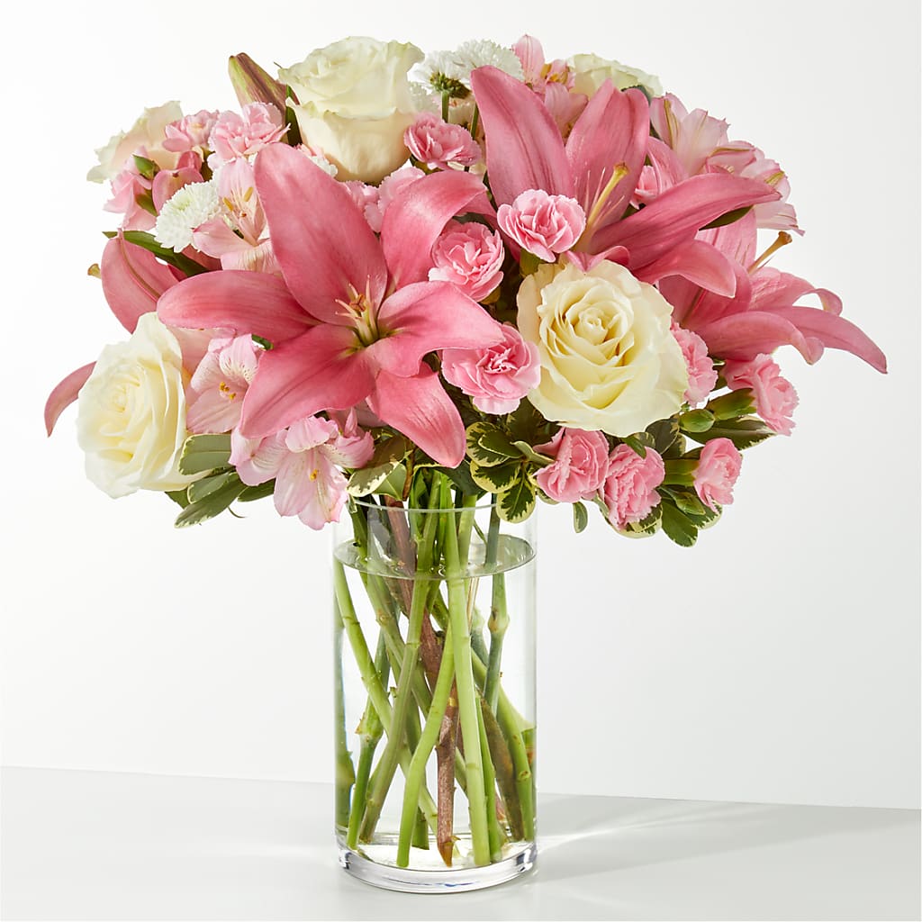 Piece of Cake Bouquet – FLOWERS & GIFTS BY ROBERTS, Pinetops NC