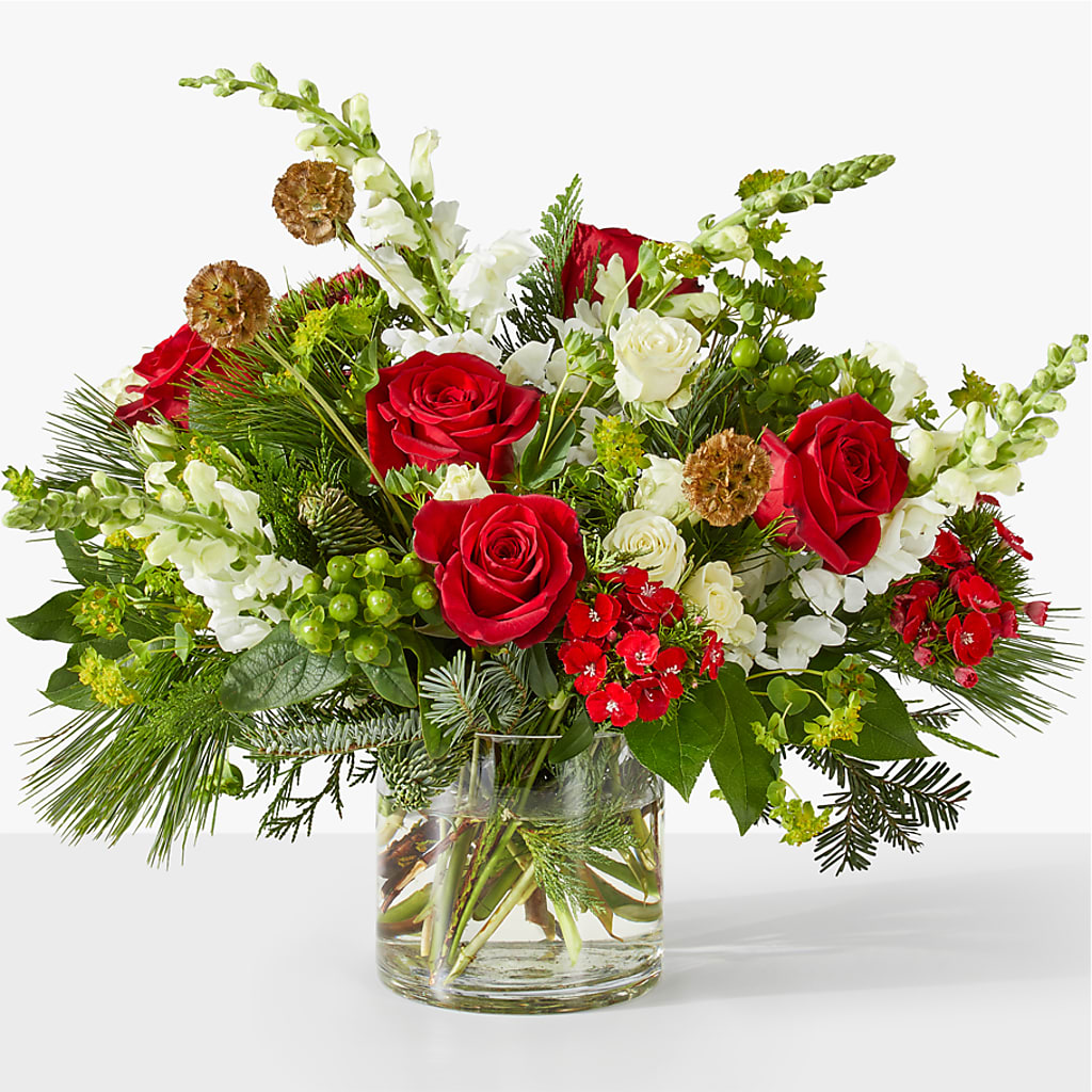 Deck the Halls Bouquet – FLOWERS & GIFTS BY ROBERTS, Pinetops NC