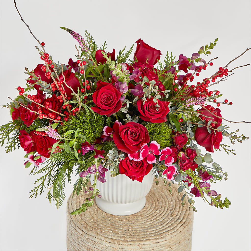 Big Red Bow Bouquet – FLOWERS & GIFTS BY ROBERTS, Pinetops NC