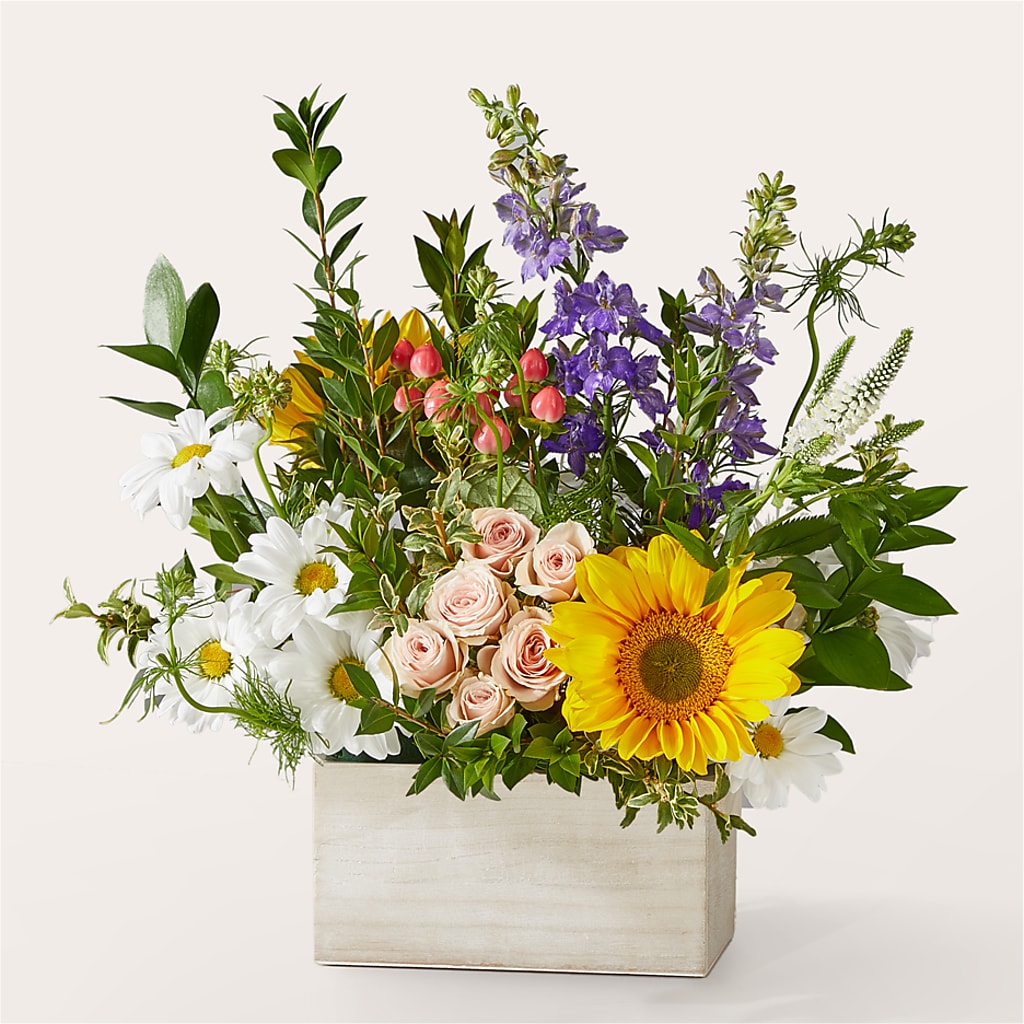 The Good Life Bouquet – FLOWERS & GIFTS BY ROBERTS, Pinetops NC