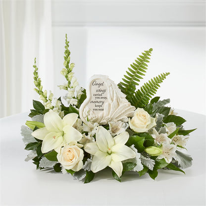 Holding You Close Arrangement – FLOWERS & GIFTS BY ROBERTS, Pinetops NC