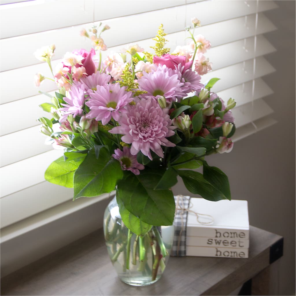 Pastel Tradition - A Florist Original – FLOWERS & GIFTS BY ROBERTS, Pinetops NC