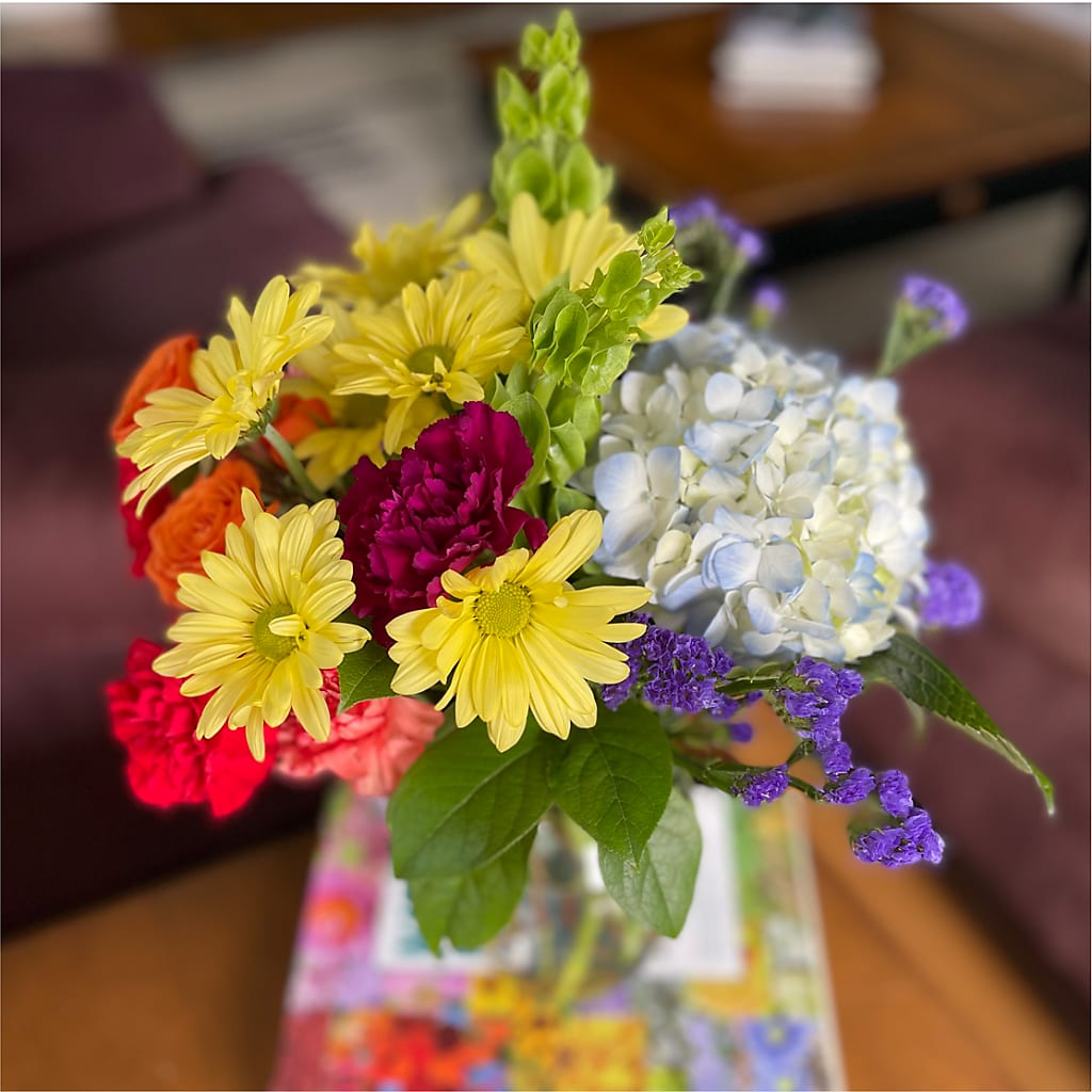 Summer Spectra - A Florist Original – FLOWERS & GIFTS BY ROBERTS, Pinetops NC