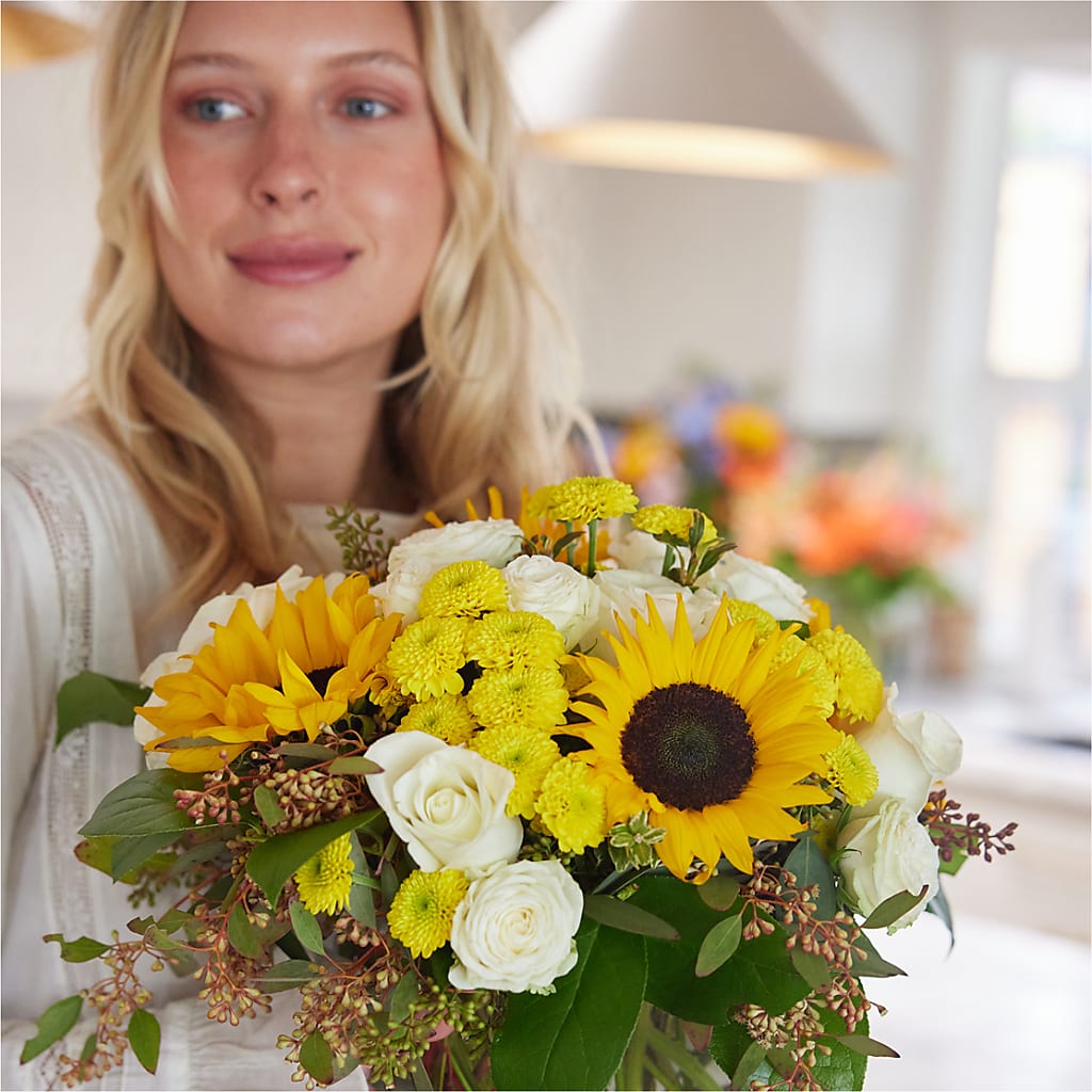 Luminous Morning Bouquet – FLOWERS & GIFTS BY ROBERTS, Pinetops NC