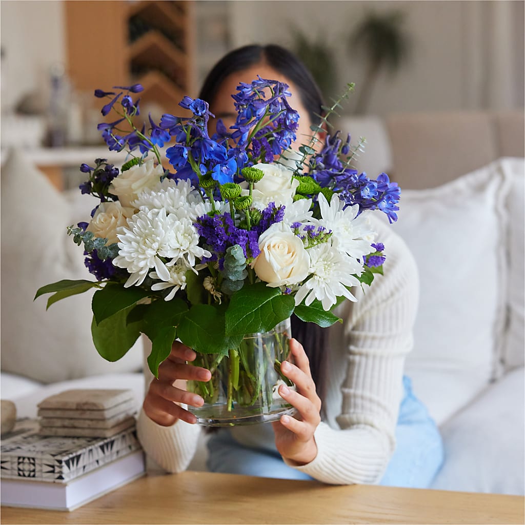 Cerulean Waves Bouquet – FLOWERS & GIFTS BY ROBERTS, Pinetops NC