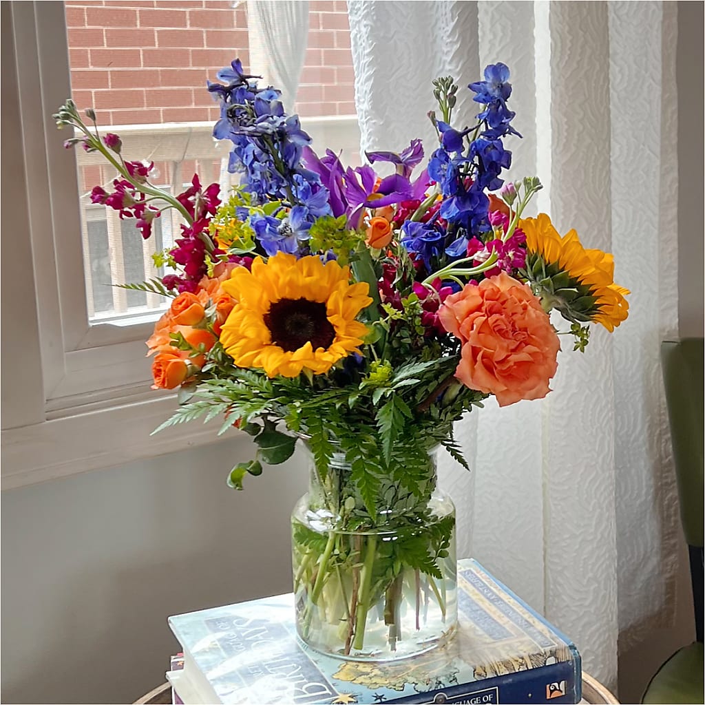 Rays of Life Bouquet – FLOWERS & GIFTS BY ROBERTS, Pinetops NC
