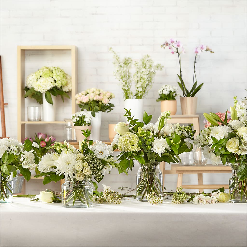 Classic Ivory – A Florist Original – FLOWERS & GIFTS BY ROBERTS, Pinetops NC