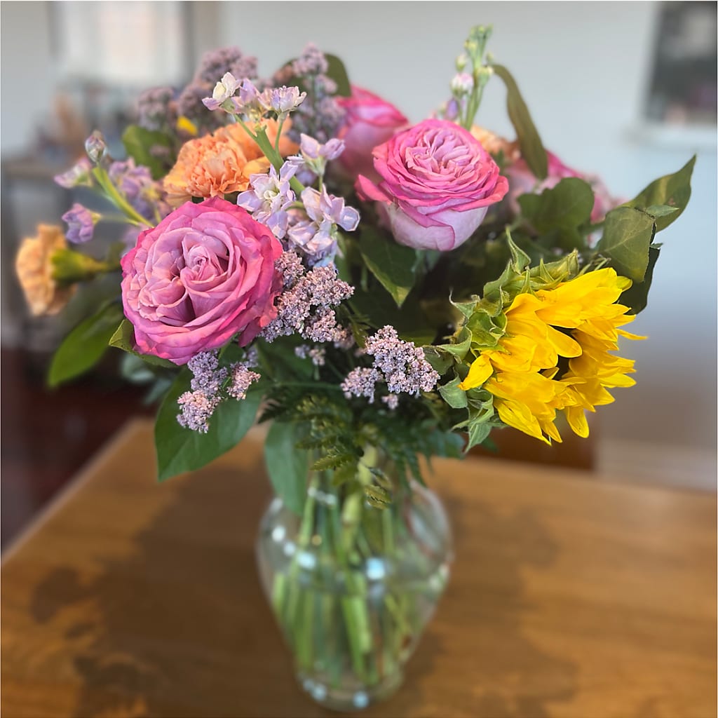Yellow Brick Road Bouquet – FLOWERS & GIFTS BY ROBERTS, Pinetops NC