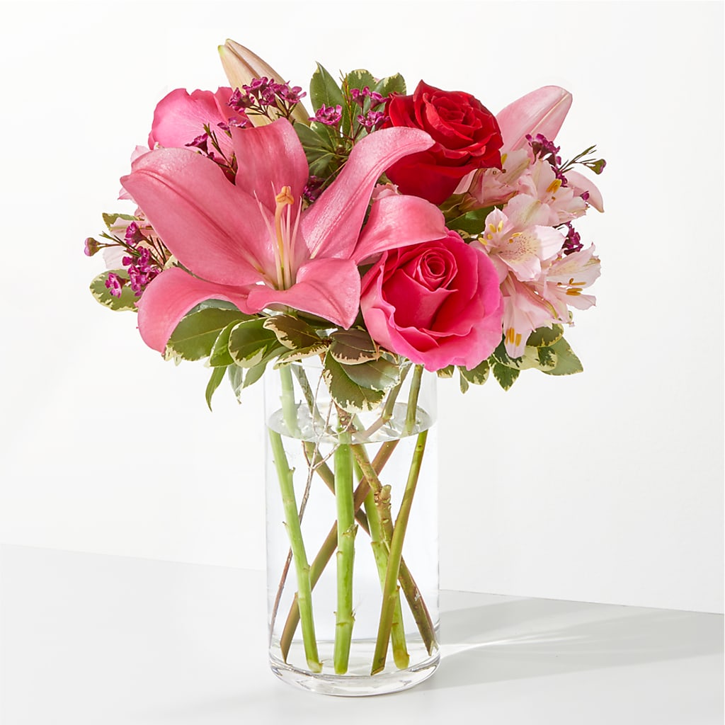 Lucky in Love Bouquet – FLOWERS & GIFTS BY ROBERTS, Pinetops NC
