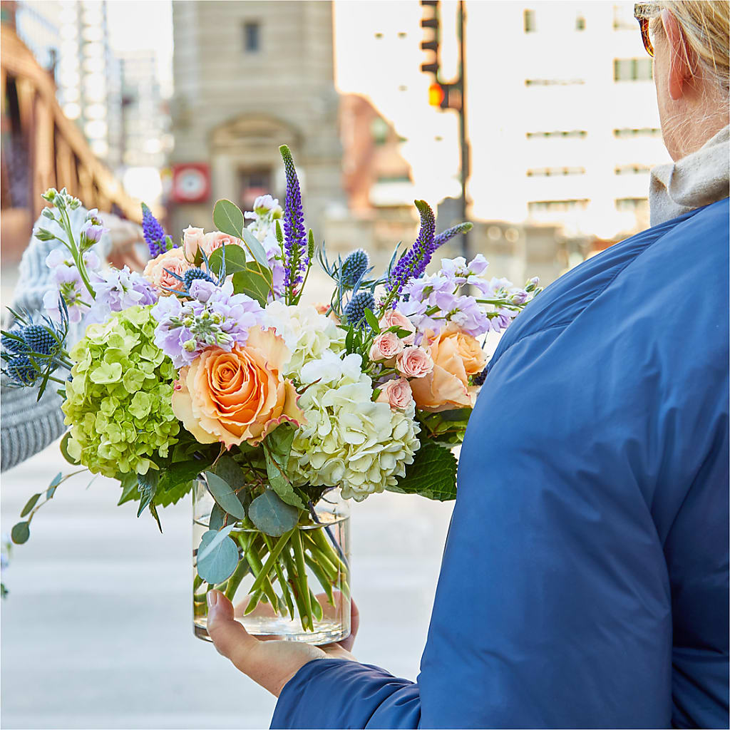 Porch Swing Bouquet – FLOWERS & GIFTS BY ROBERTS, Pinetops NC