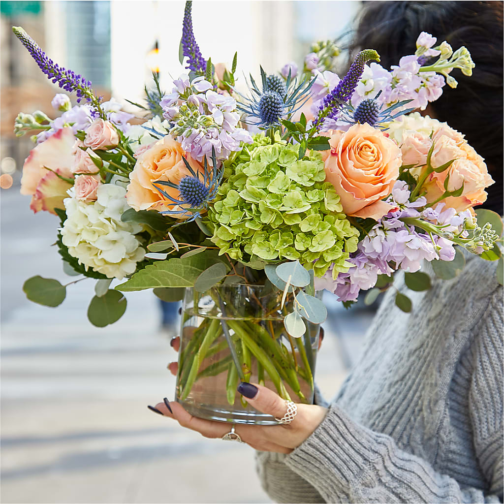 Porch Swing Bouquet – FLOWERS & GIFTS BY ROBERTS, Pinetops NC