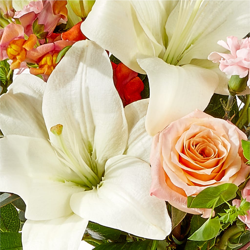 Grapefruit Splash Bouquet – FLOWERS & GIFTS BY ROBERTS, Pinetops NC