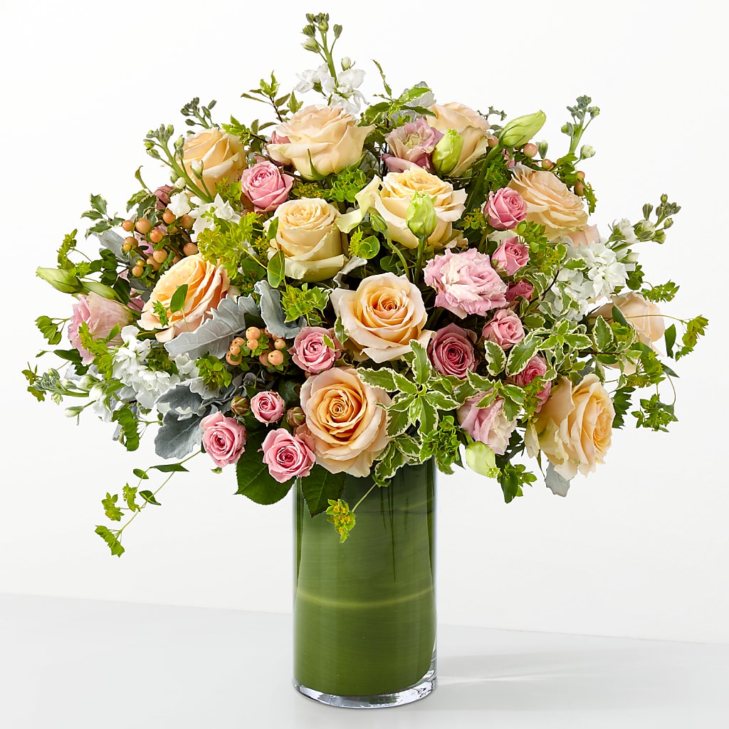 The Glamour Shot – FLOWERS & GIFTS BY ROBERTS, Pinetops NC
