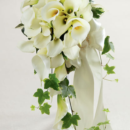 White Chapel Bouquet – FLOWERS & GIFTS BY ROBERTS, Pinetops NC