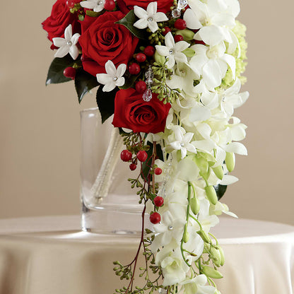 Here Comes the Bride Bouquet – FLOWERS & GIFTS BY ROBERTS, Pinetops NC